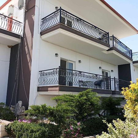 Villa Camellia فراسنا المظهر الخارجي الصورة