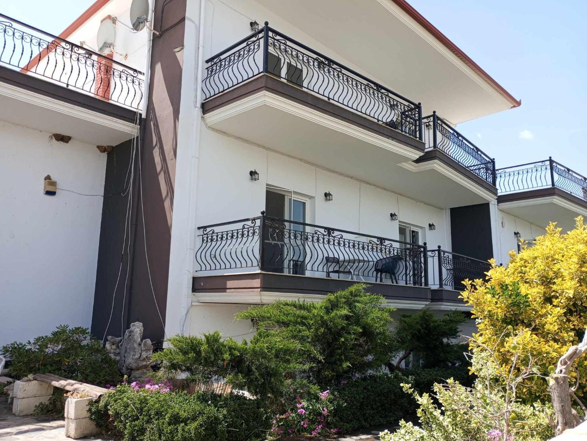 Villa Camellia فراسنا المظهر الخارجي الصورة