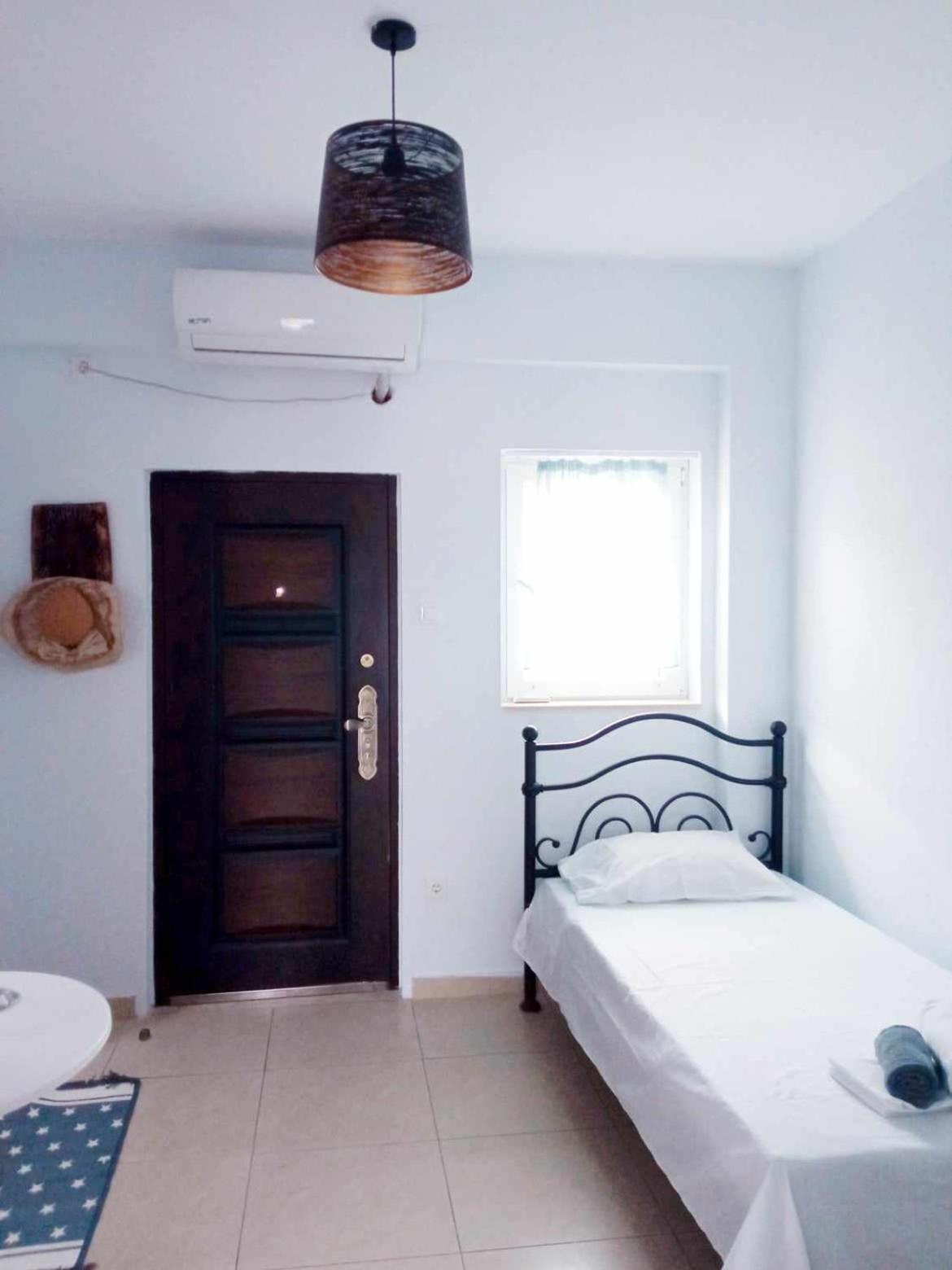 Villa Camellia فراسنا المظهر الخارجي الصورة